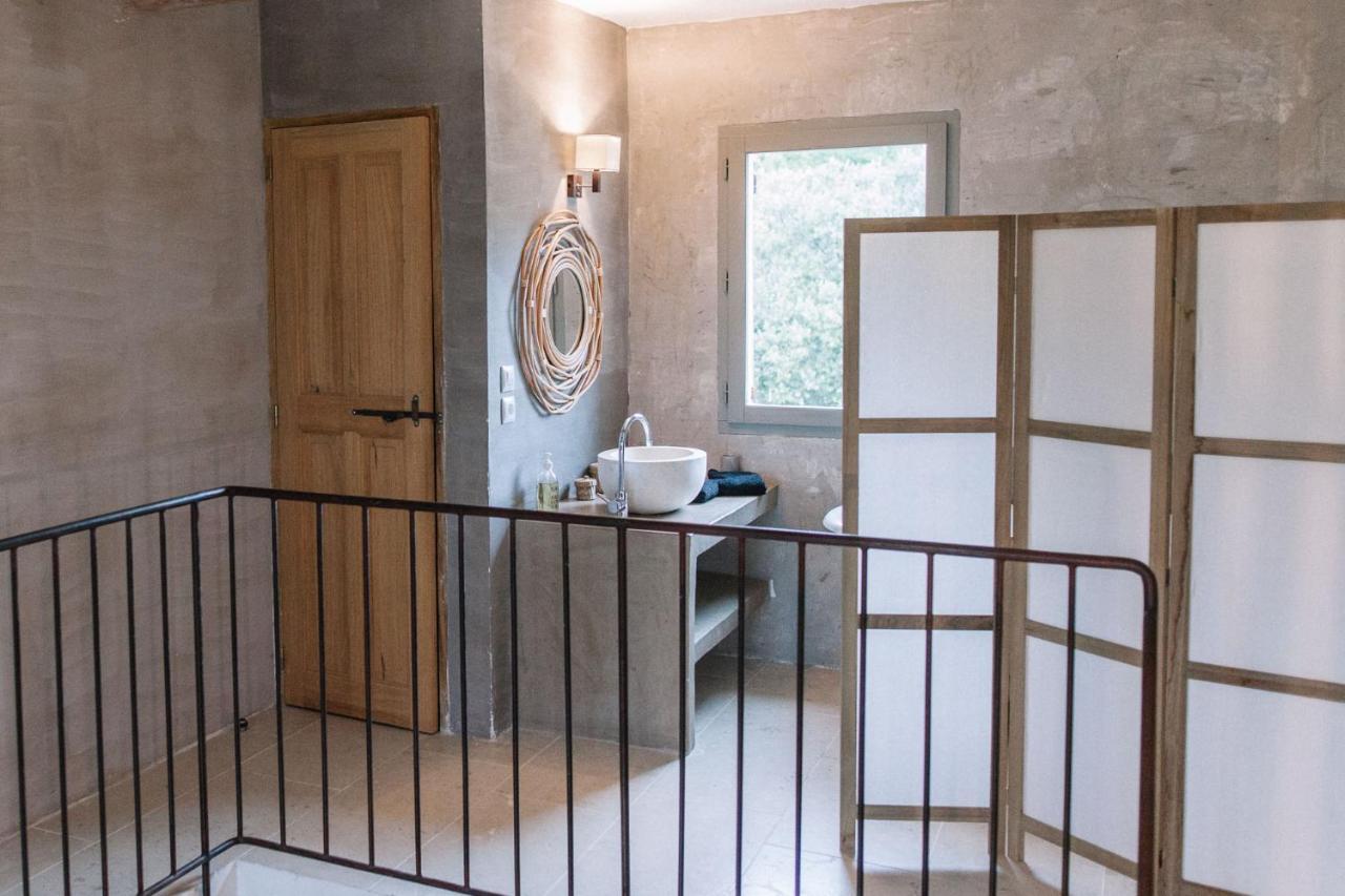 Le Mas De Cink Saint-Saturnin-d'Apt Kültér fotó