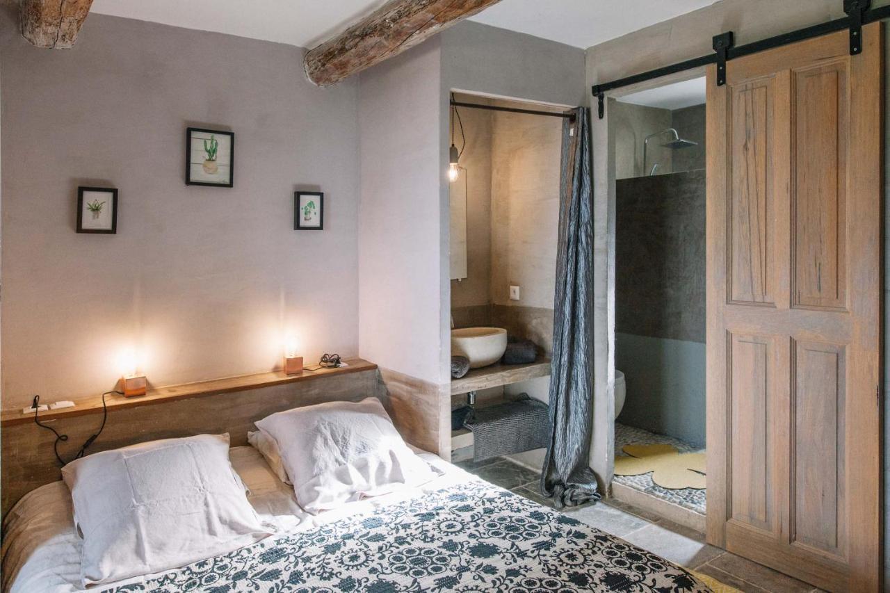 Le Mas De Cink Saint-Saturnin-d'Apt Kültér fotó